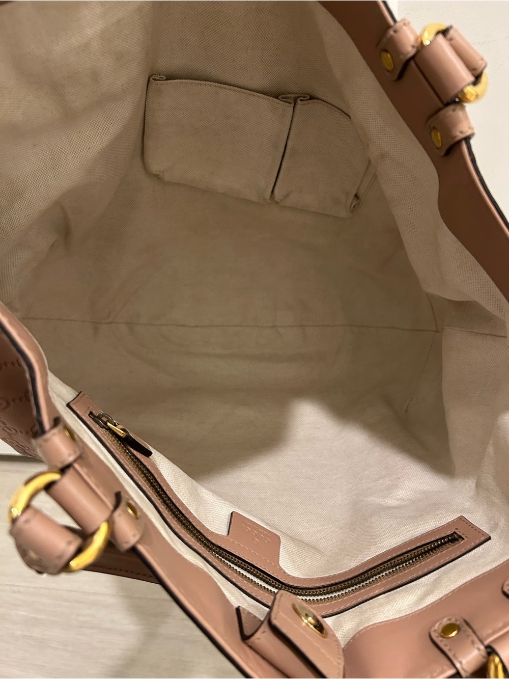 Gucci Large Guccissima Scarlett Studded Tote Bag - Picture 11 of 17